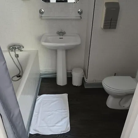 L'auberge De La Foret Bed & Breakfast